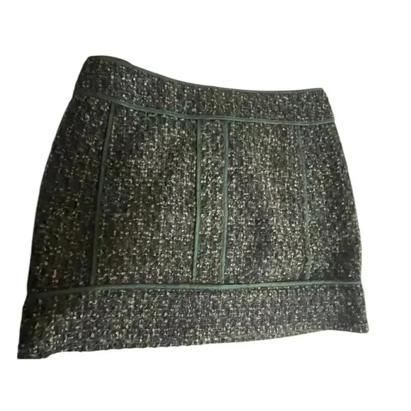 J. Crew Wool Blend Green Tweed Mini Skirt • Size 4 - Picture 1 of 15